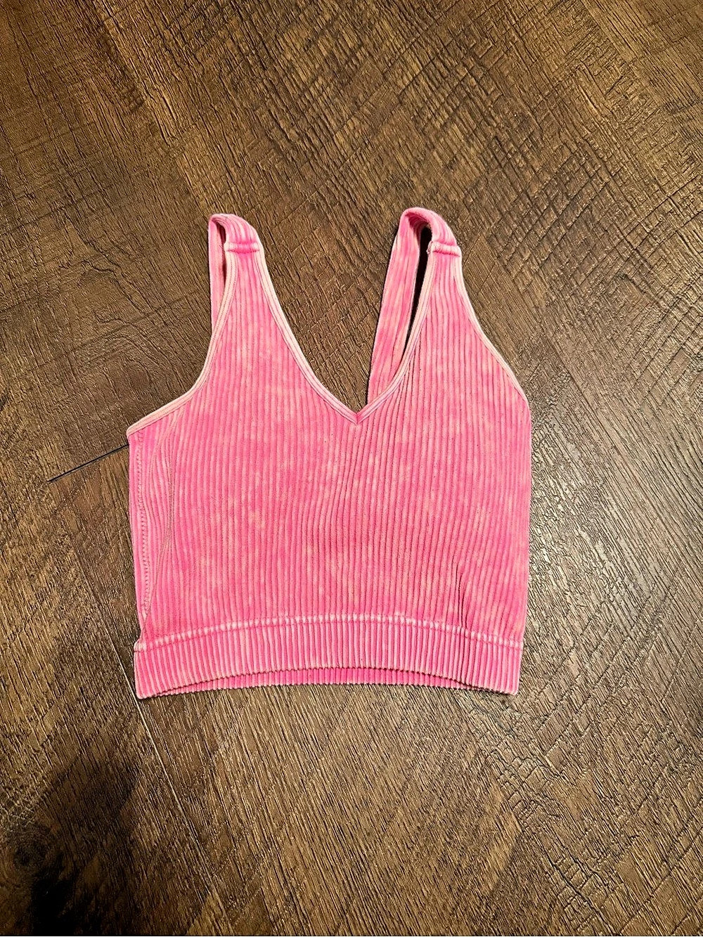 ZENANA Washed Ribbed Seamless Cropped V-Neck Tank Top Pink Small/Medium